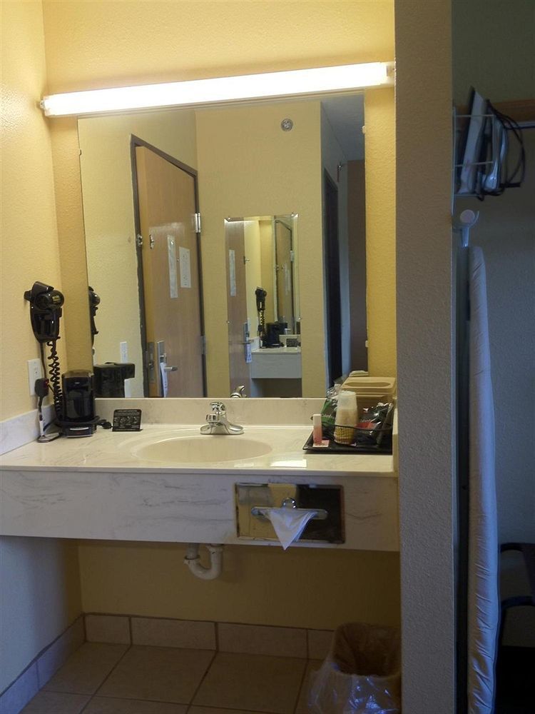 Americas Best Value Inn - Seymour Zimmer foto